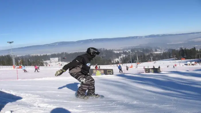 Poronin - PoronIN SNOW - ob�z snowboardowy