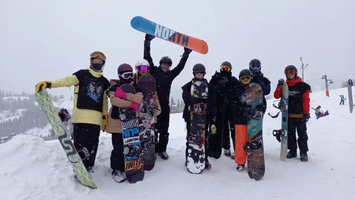 Poronin - PoronIN SNOW - ob�z snowboardowy