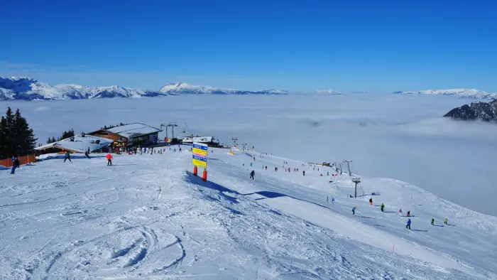 Austria - Kanzelhohe - ob�z snowboardowy