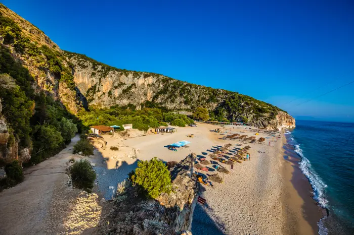 Albania - Vlora - Summer Camp 18+ - wylot z Warszawy, Wroc�awia