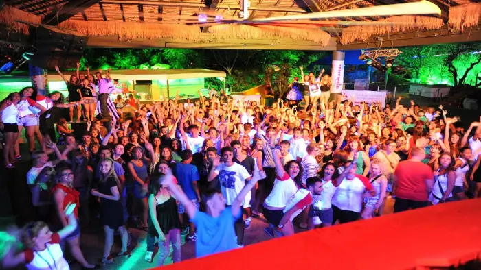 Malta - Bugibba - ob�z rekreacyjny z j. angielskim - wylot z Warszawy, Wroc�awia, Krakowa, Gda�ska