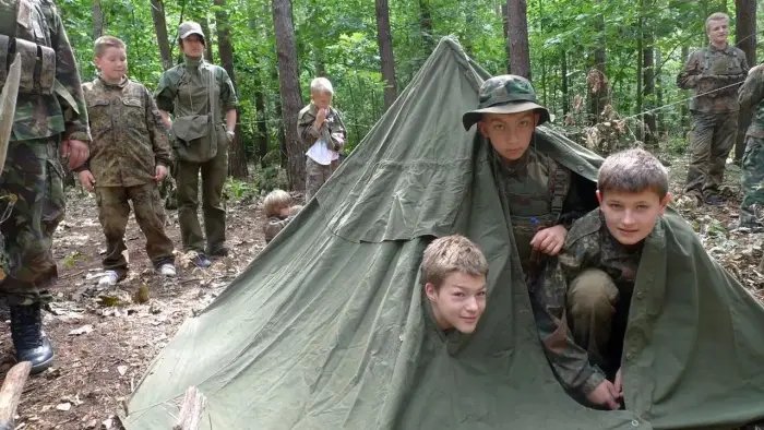 Bachorze - kolonia Komandos Junior