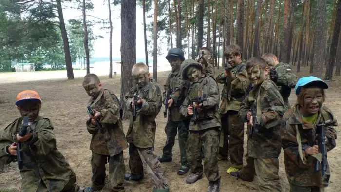 Bachorze - kolonia Komandos Junior