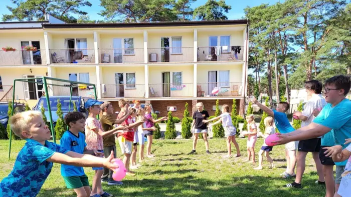 Dziwn�wek - kolonia i ob�z rekreacyjny