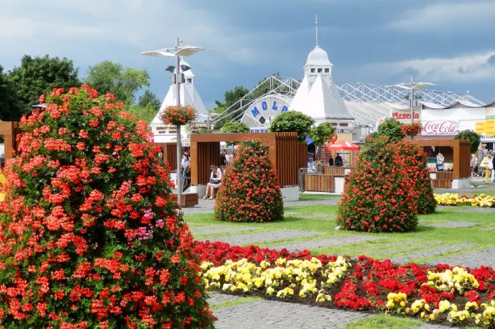 Mi�dzyzdroje: 16 przyg�d nad morzem