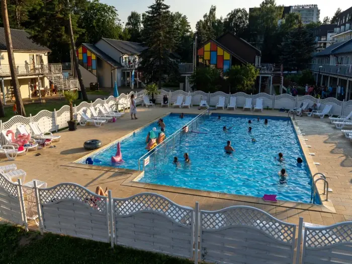 Mi�dzyzdroje: 16 przyg�d nad morzem