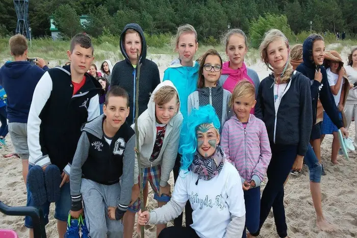 Mi�dzywodzie: Kolonia