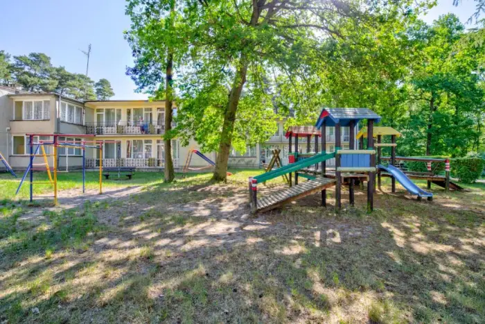 Mi�dzywodzie: Kolonia