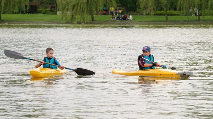 17 przyg�d nad jeziorem