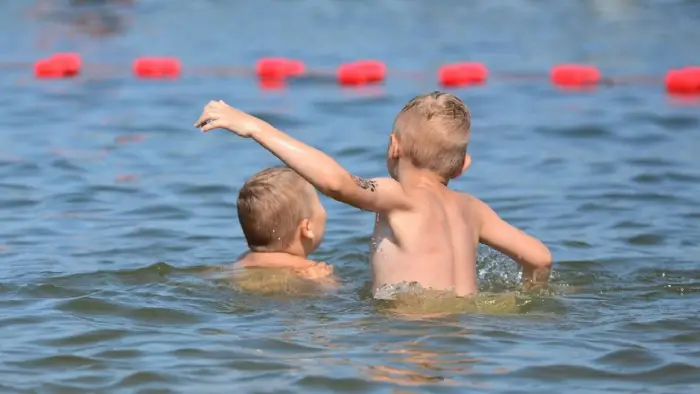 17 przyg�d nad jeziorem