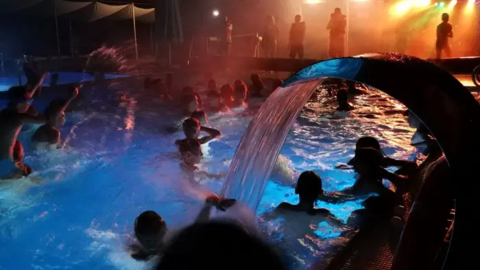 Muszyna - ob�z Fabryka Adrenaliny sala wieloosobowa (tylko ch�opcy)