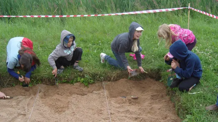 Byczyna - ob�z archeologiczny