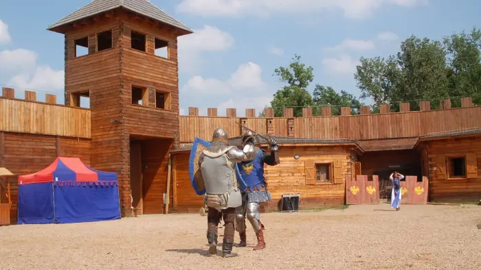 Byczyna - ob�z rycerski