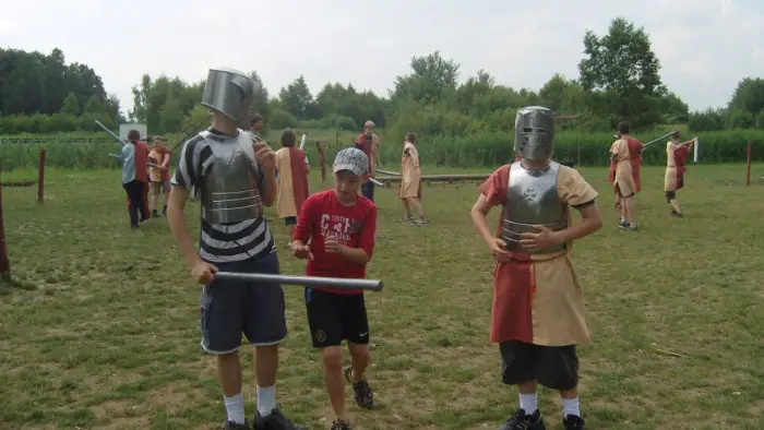 Byczyna - ob�z rycerski