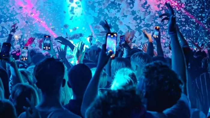 W�ochy - Rimini - hotel Consul - ob�z rekreacyjny Party Trip