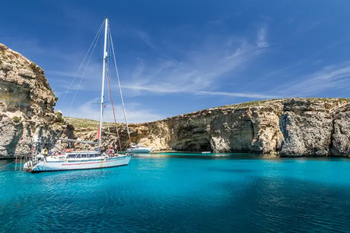 Malta - Bugibba - ob�z rekreacyjny z j. angielskim - wylot z Warszawy, Wroc�awia, Krakowa, Gda�ska