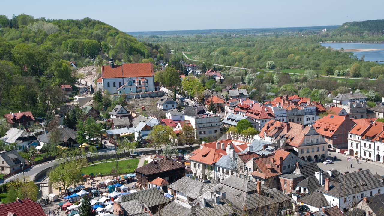Kazimierz Dolny - KLUB URWISA - kolonie artystyczne