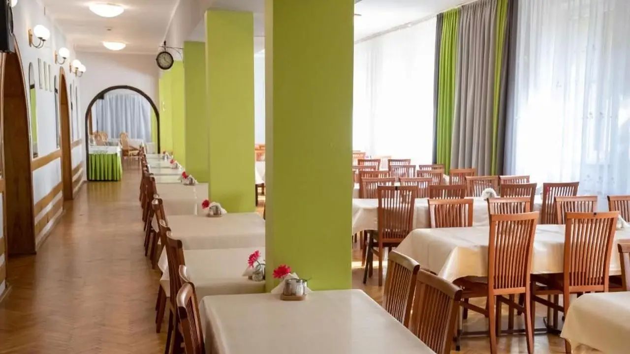 Spa�a - ob�z jazdy konnej