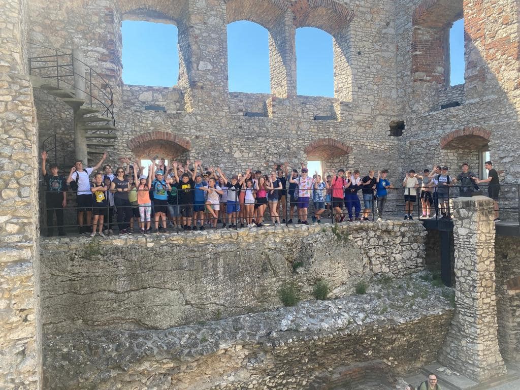 Z�oty Potok -  Jura - chill & fun camp